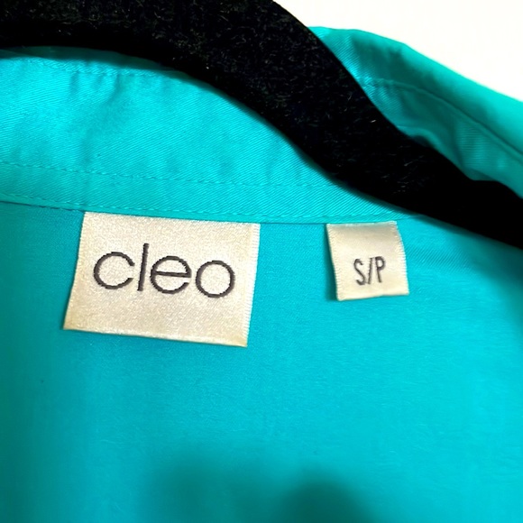 Ladies turquoise blouse - Picture 2 of 5